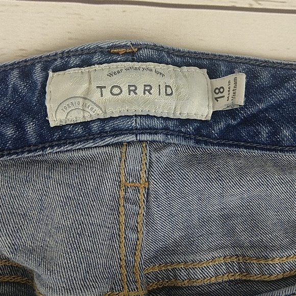 (sold)Torrid Denim Stretch Jeans 18 - Picture 3 of 8